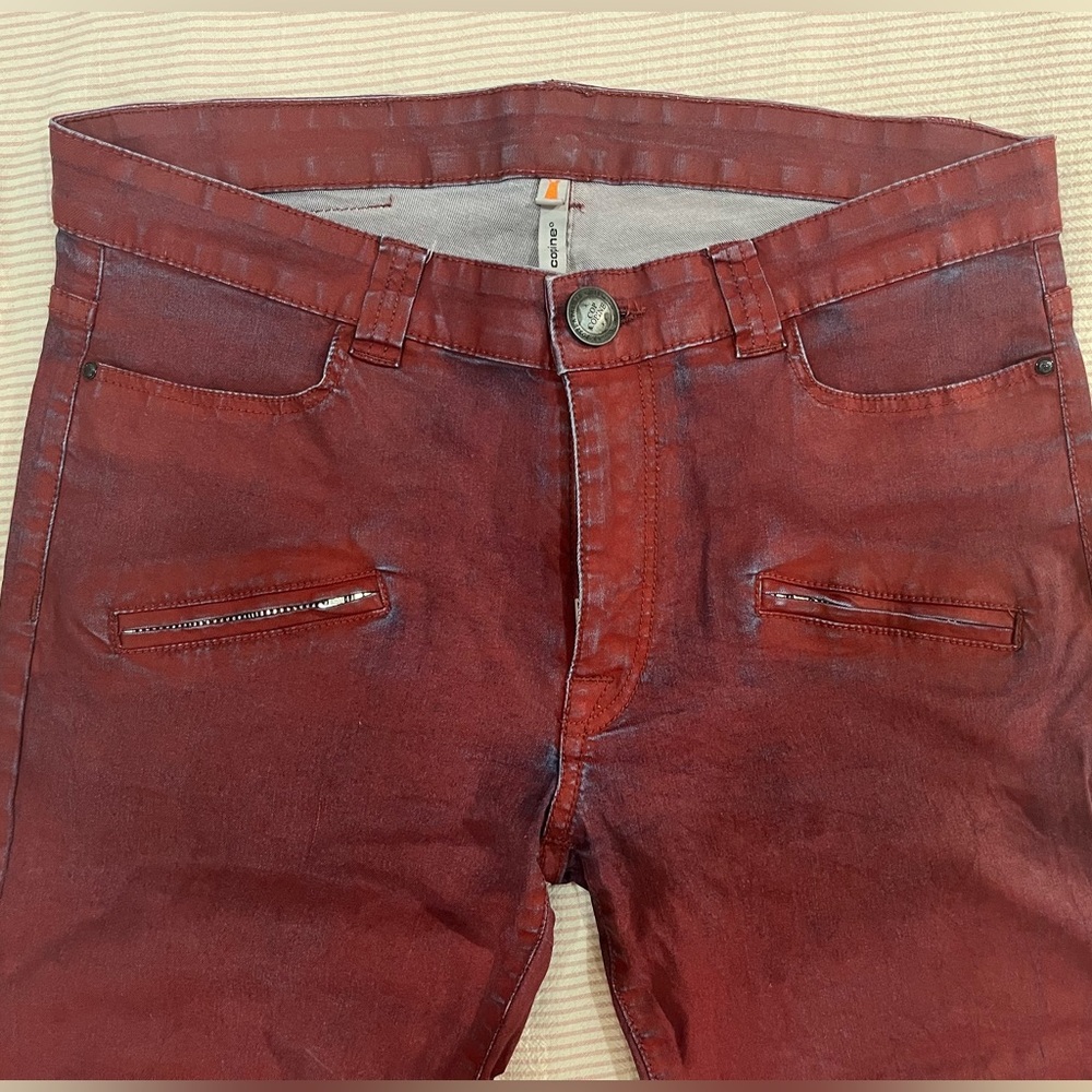 Red Jeans - Picture 3 of 5